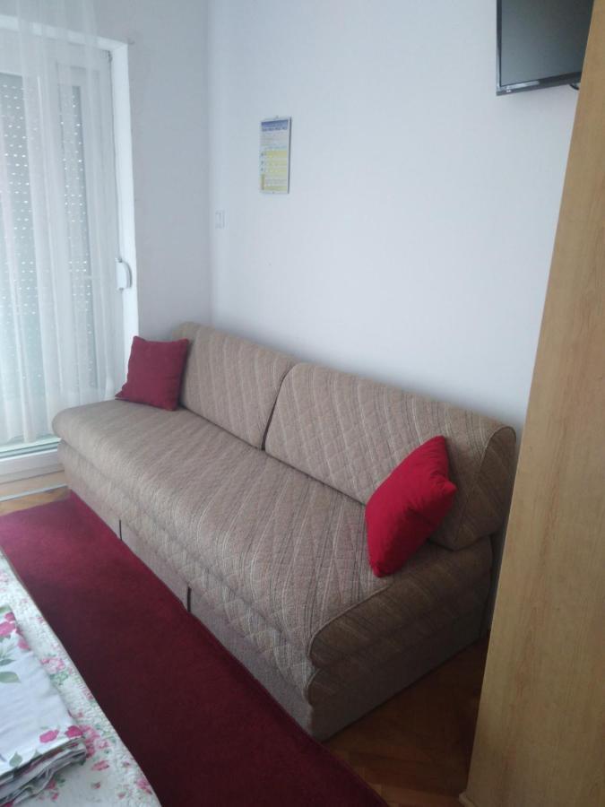 Apartments Medici Zaostrog Luaran gambar